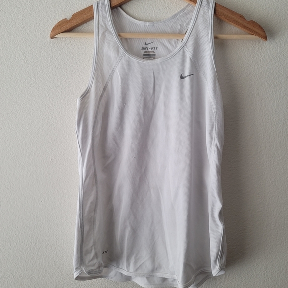 Nike Dri Fit Tank Top Small - Picture 1 of 2
